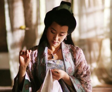 网络图片(侵删) 网络图片(侵删)