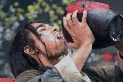 网络图片(侵删) 网络图片(侵删)