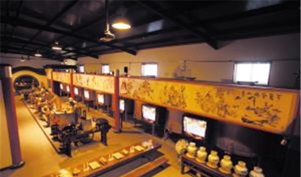 网络图片(侵删) 网络图片(侵删)