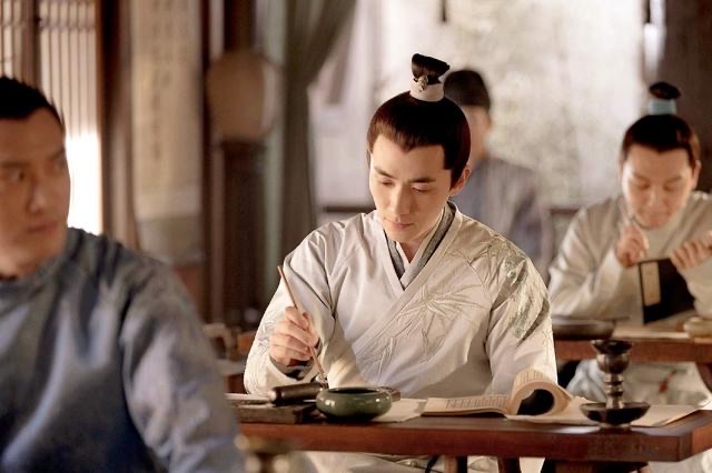 网络图片(侵删) 网络图片(侵删)