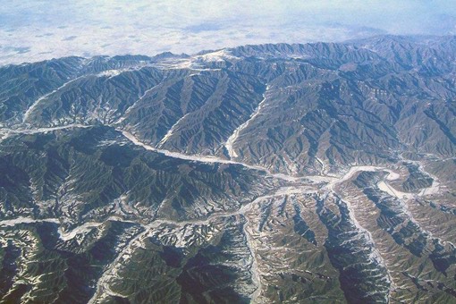 网络图片(侵删) 网络图片(侵删)