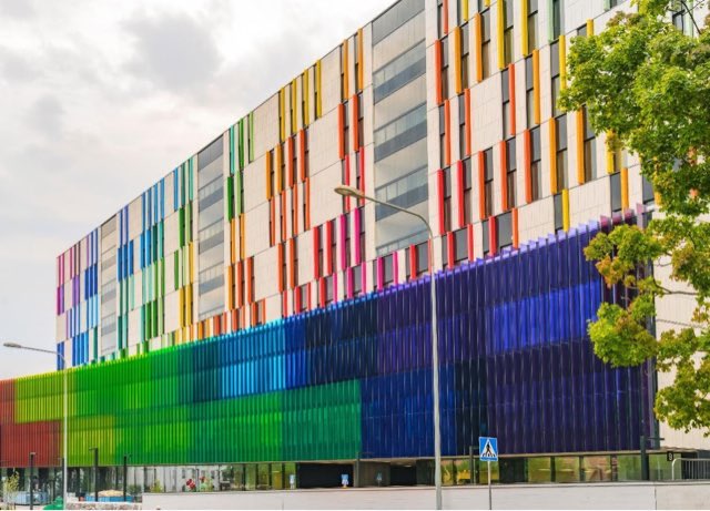 网络图片(侵删) 网络图片(侵删)