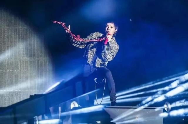 网络图片(侵删) 网络图片(侵删)