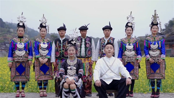 网络图片(侵删) 网络图片(侵删)