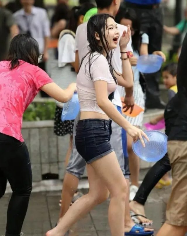 网络图片(侵删) 网络图片(侵删)