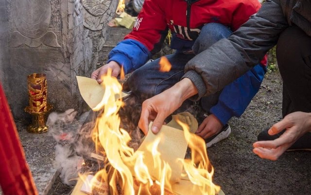 网络图片(侵删) 网络图片(侵删)