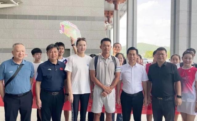 网络图片(侵删) 网络图片(侵删)