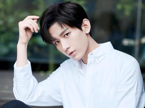 网络图片(侵删) 网络图片(侵删)