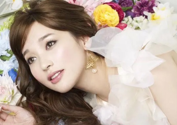 网络图片(侵删) 网络图片(侵删)