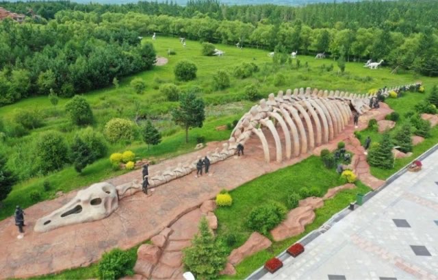 网络图片(侵删) 网络图片(侵删)