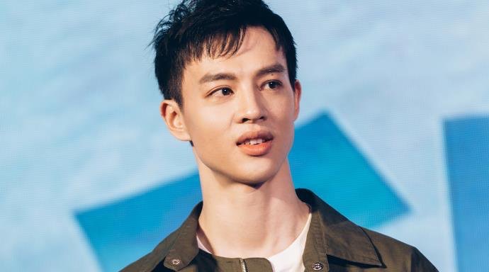 网络图片(侵删) 网络图片(侵删)