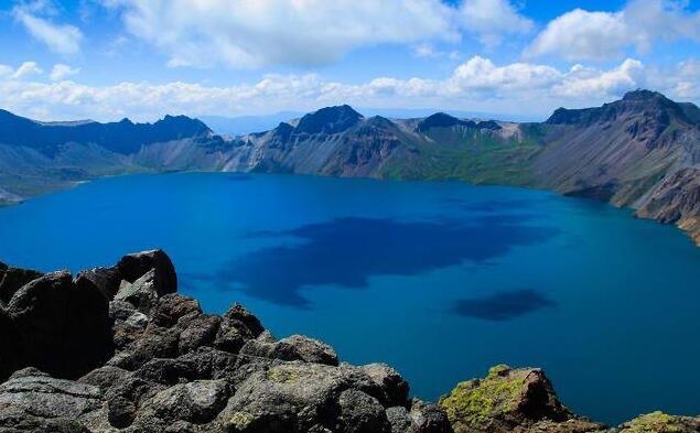 网络图片(侵删) 网络图片(侵删)