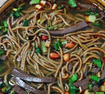 网络图片(侵删) 网络图片(侵删)