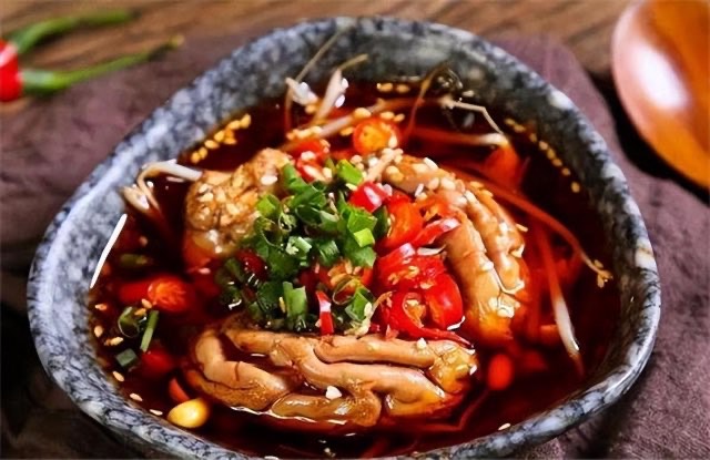 网络图片(侵删) 网络图片(侵删)