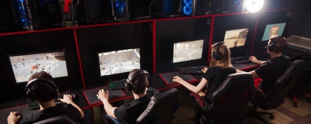 网络图片(侵删) 网络图片(侵删)