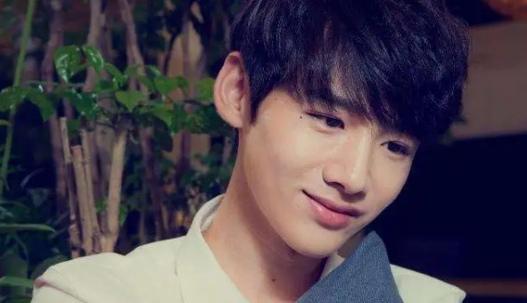 网络图片(侵删) 网络图片(侵删)