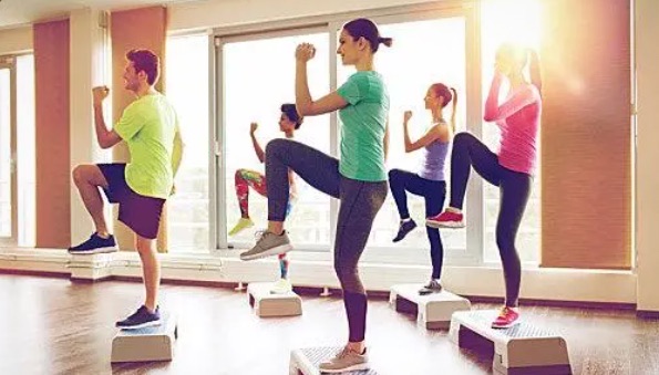 网络图片(侵删) 网络图片(侵删)