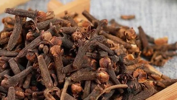 网络图片(侵删) 网络图片(侵删)