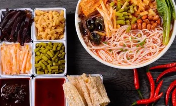 网络图片(侵删) 网络图片(侵删)