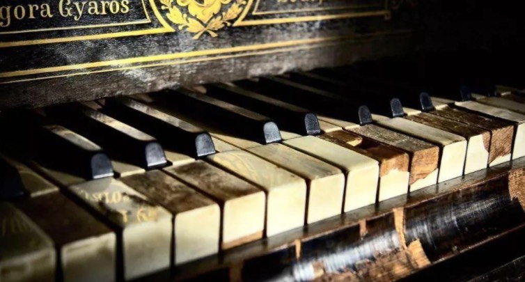 网络图片(侵删) 网络图片(侵删)