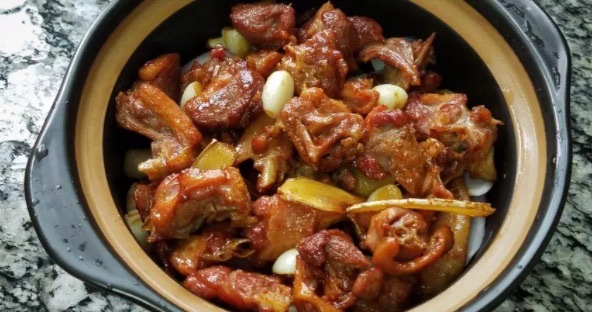 网络图片(侵删) 网络图片(侵删)