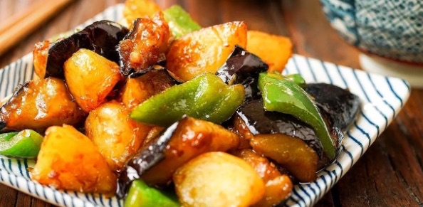 网络图片(侵删) 网络图片(侵删)