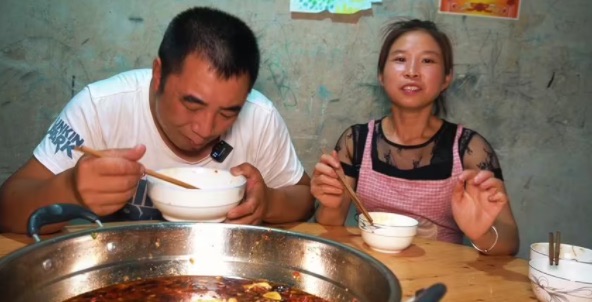 网络图片(侵删) 网络图片(侵删)