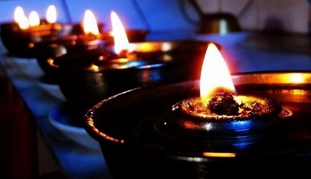 网络图片(侵删) 网络图片(侵删)