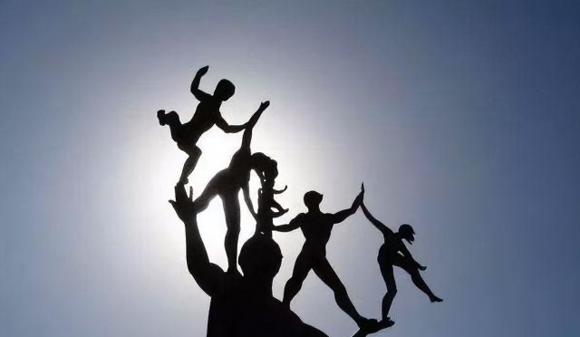 网络图片(侵删) 网络图片(侵删)