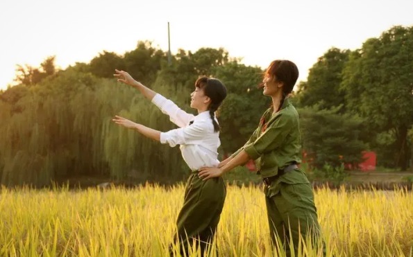 网络图片(侵删) 网络图片(侵删)