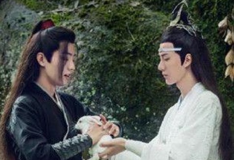 网络图片(侵删) 网络图片(侵删)