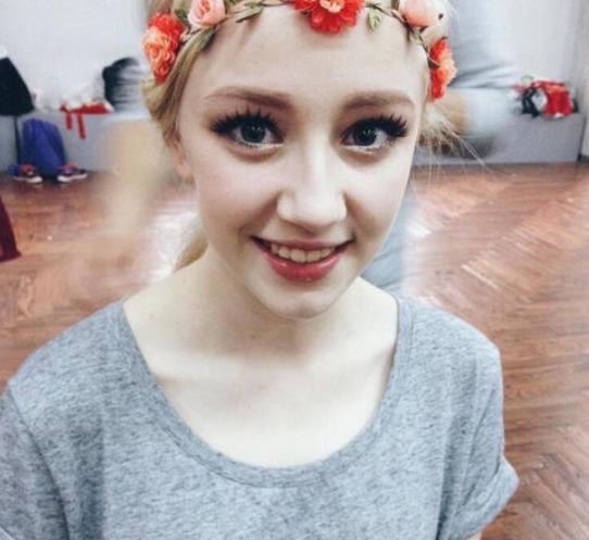 网络图片(侵删) 网络图片(侵删)