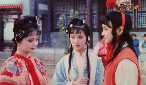 网络图片(侵删) 网络图片(侵删)