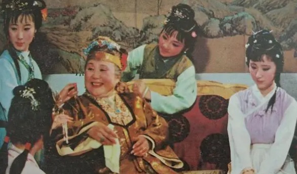 网络图片(侵删) 网络图片(侵删)