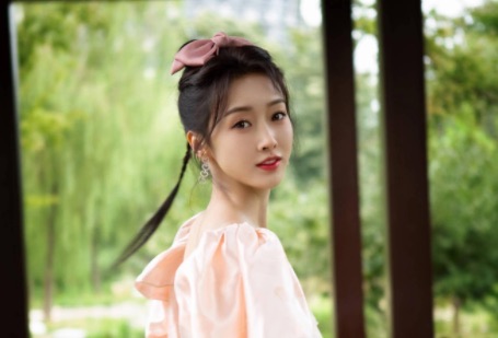 网络图片(侵删) 网络图片(侵删)