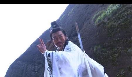 网络图片(侵删) 网络图片(侵删)