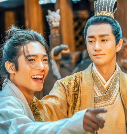 网络图片(侵删) 网络图片(侵删)