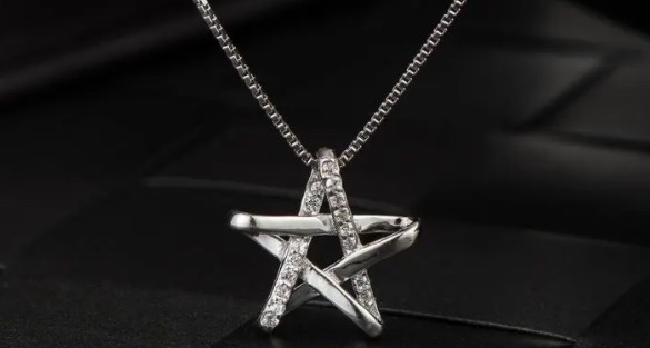 网络图片(侵删) 网络图片(侵删)