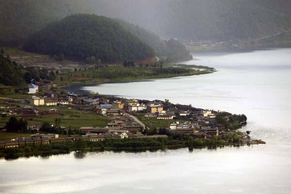 网络图片(侵删) 网络图片(侵删)