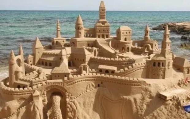 网络图片(侵删) 网络图片(侵删)