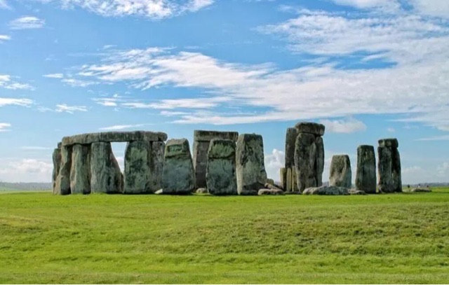 网络图片(侵删) 网络图片(侵删)