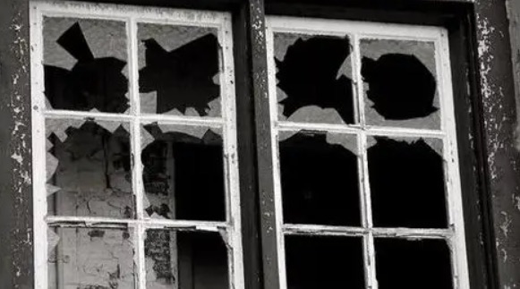 网络图片(侵删) 网络图片(侵删)