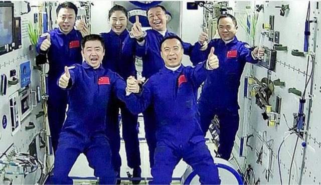 网络图片(侵删) 网络图片(侵删)