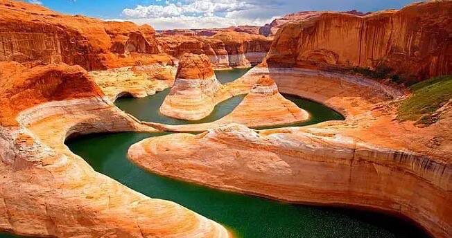 网络图片(侵删) 网络图片(侵删)