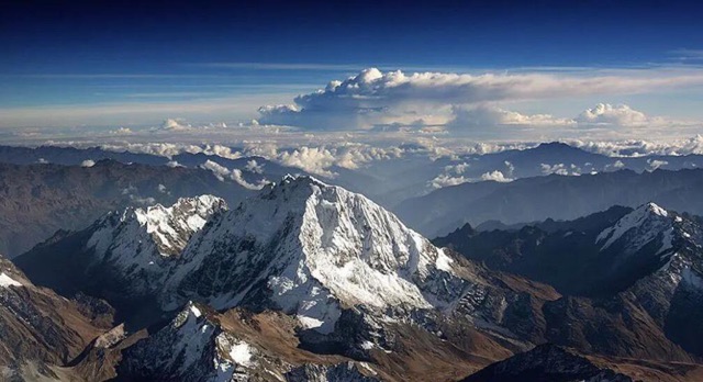 网络图片(侵删) 网络图片(侵删)