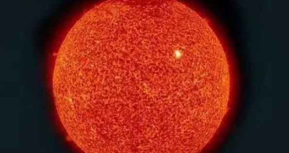 网络图片(侵删) 网络图片(侵删)