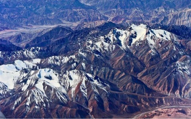 网络图片(侵删) 网络图片(侵删)