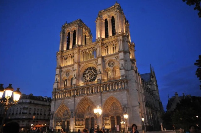 网络图片(侵删) 网络图片(侵删)