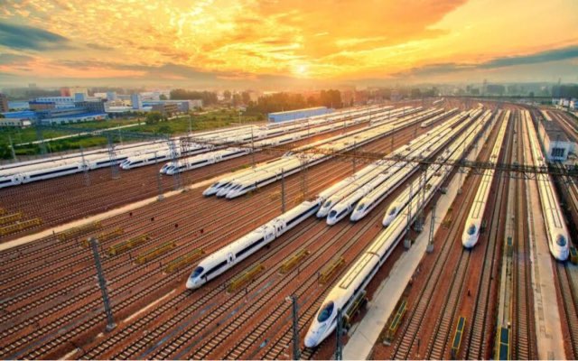 网络图片(侵删) 网络图片(侵删)