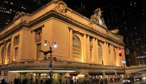 网络图片(侵删) 网络图片(侵删)